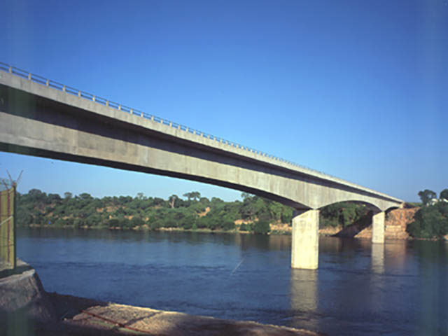 チルンド橋