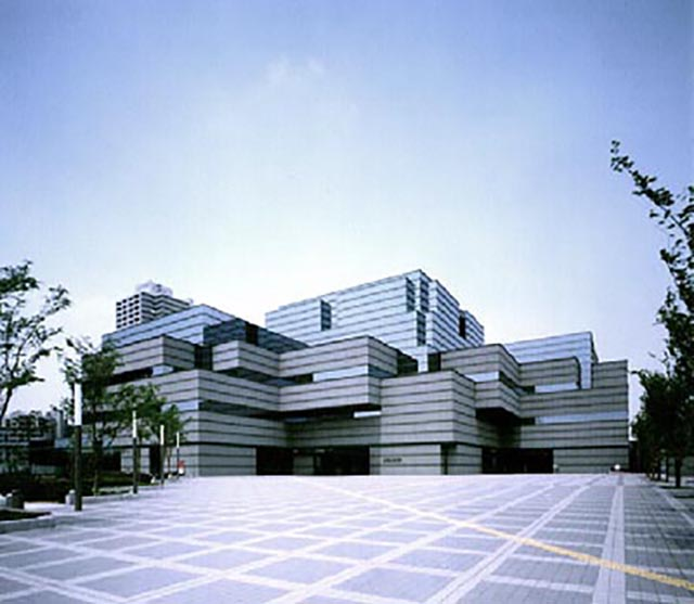 大阪府立中央図書館