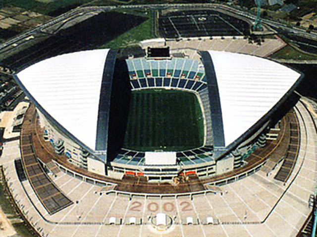 埼玉スタジアム2002