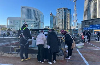 地下工事の様子を見学