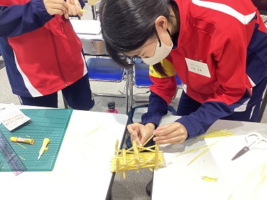 図版：パスタ橋梁製作