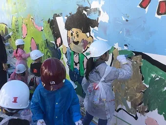テーマは岡山発祥といわれている桃太郎