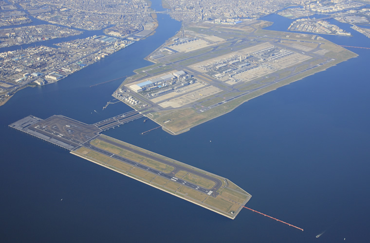 図版：東京国際空港（東京都2010 年竣工）