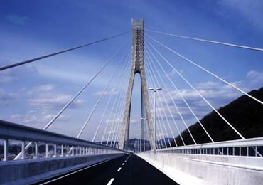 図版：阪神高速道路　新猪名川大橋（大阪府～兵庫県1998年竣工）
