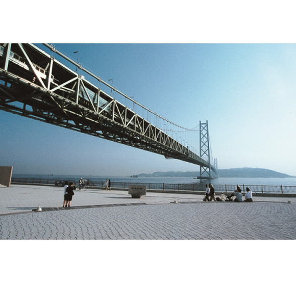 明石海峡大橋神戸側主塔基礎