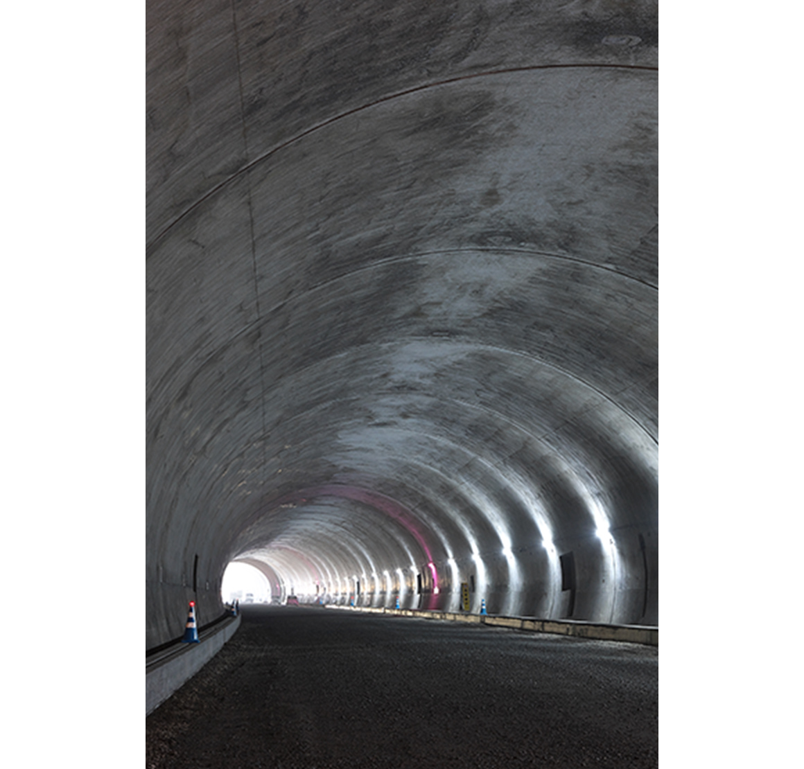 新区界トンネル