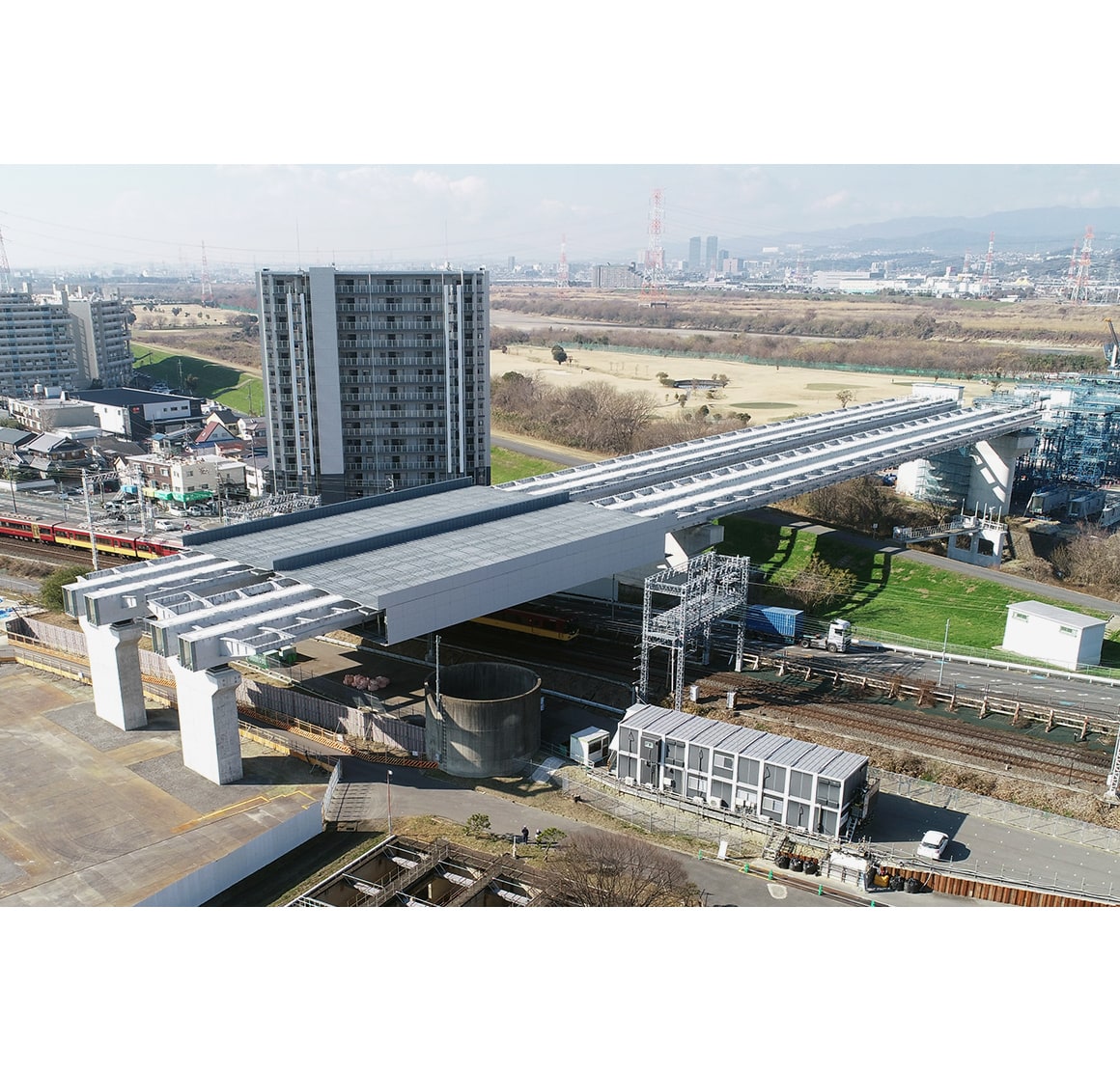 新名神高速道路　淀川東高架橋