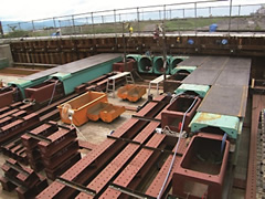 図版:箱形ルーフ推進状況