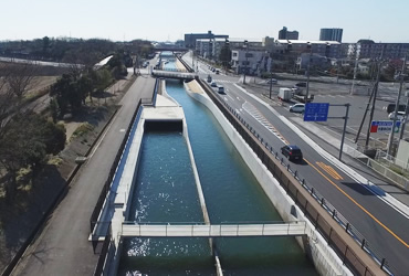 図版：完成した武蔵水路（国道17号線横断サイホン工区）