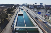 図版：生まれ変わる武蔵水路（首都圏の「水の大動脈」の機能を発揮しつつ、施設の長寿命化を実現した改築工事）