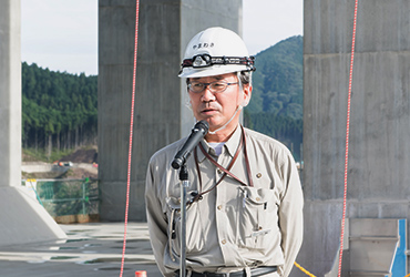 図版：山脇所長の挨拶