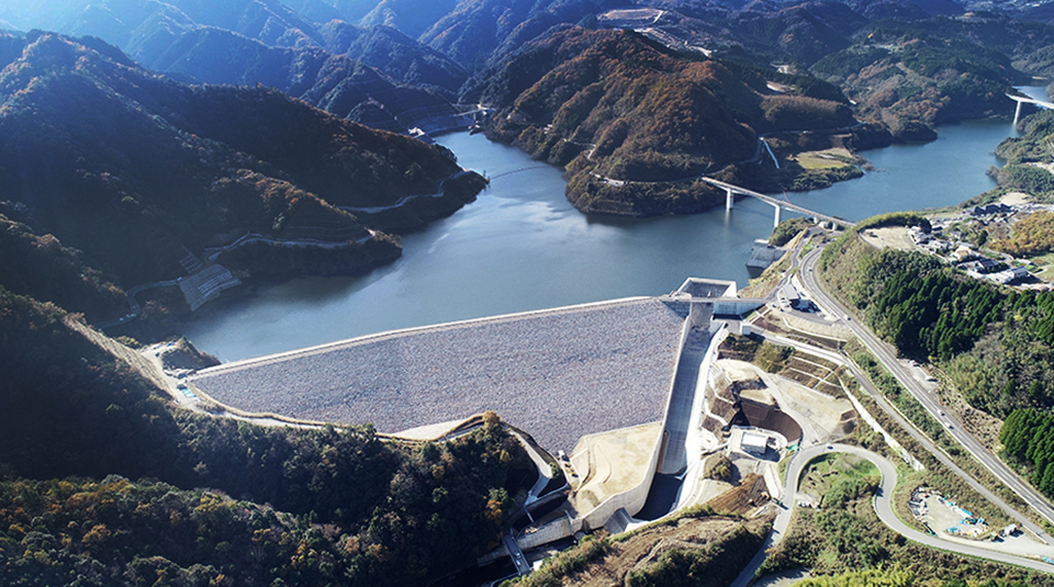 図版：完成した大分川ダム