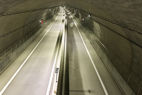 図版：新区界トンネル内部