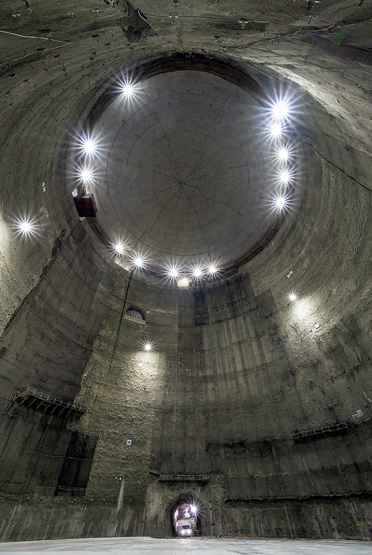 図版:掘削が完了したハイパーカミオカンデの地下大空洞