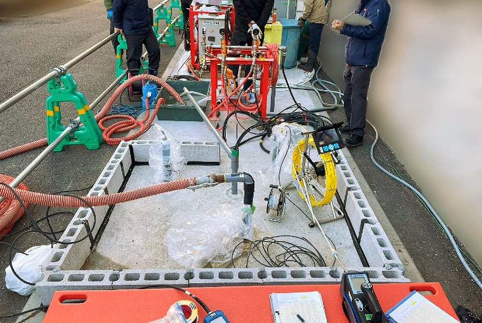 図版:新しい高性能中性フェントン薬剤による注入深度選択型の原位置VOC浄化技術