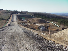 図版：アクセス道路の造成