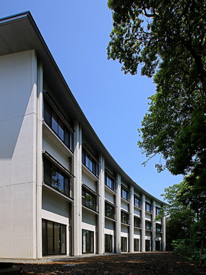 図版：日産厚生会 玉川病院南館