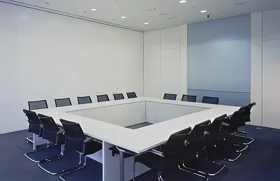 図版：会議室予約システムと連携した照明・空調・ブラインド制御