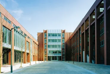 図版:東亜学園高等学校